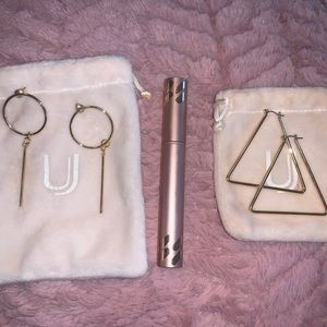 *NEW* Uncommon James earring set